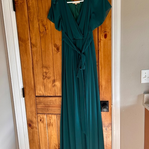 Emerald Green Chiffon Wrap Maxi Dress – Size M - Picture 2 of 3